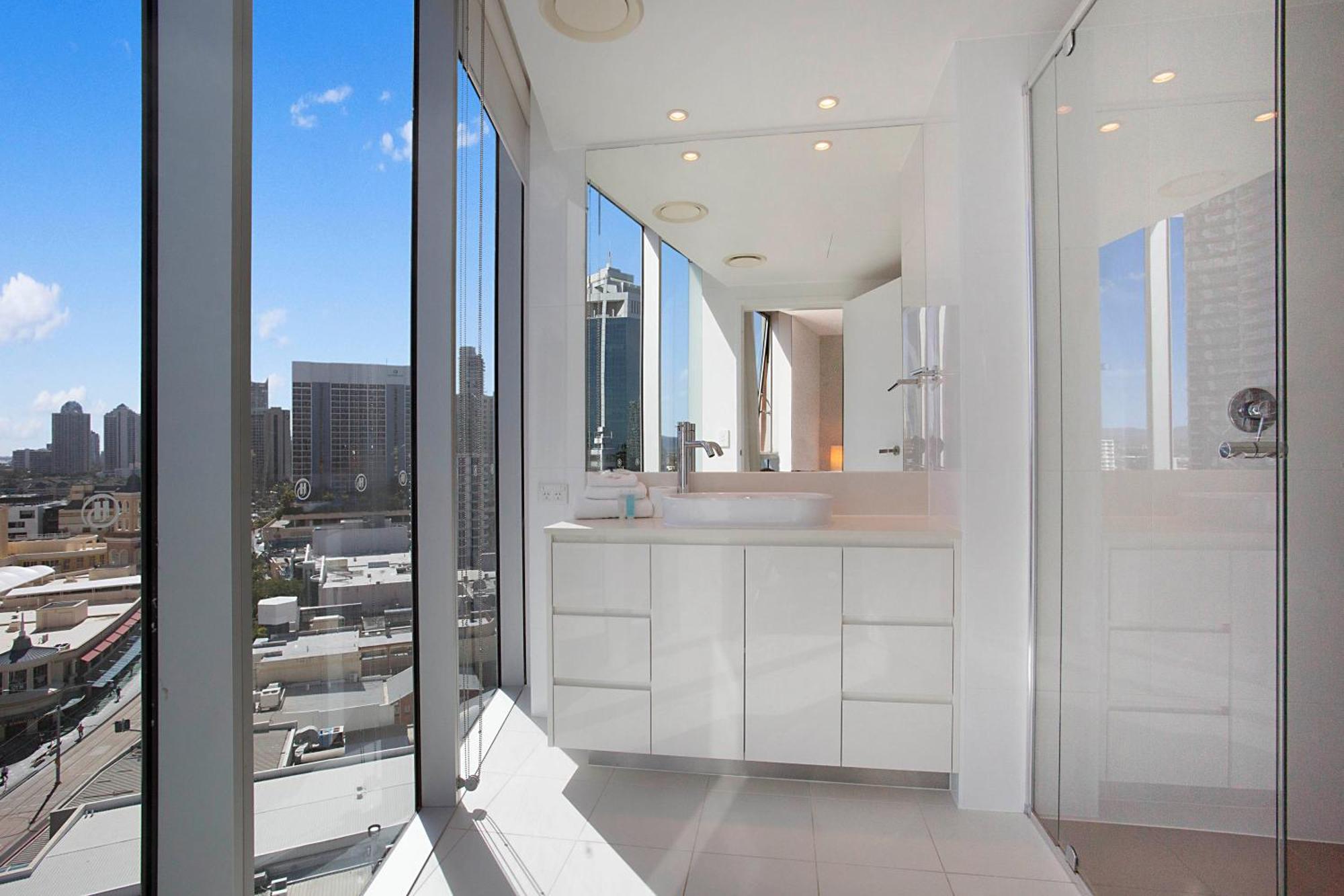 Number 1 H Residences - Wifi, Parking & More By Gold Coast Holidays Eksteriør bilde
