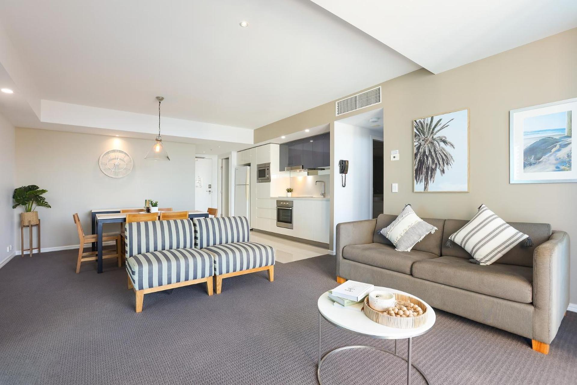 Number 1 H Residences - Wifi, Parking & More By Gold Coast Holidays Eksteriør bilde