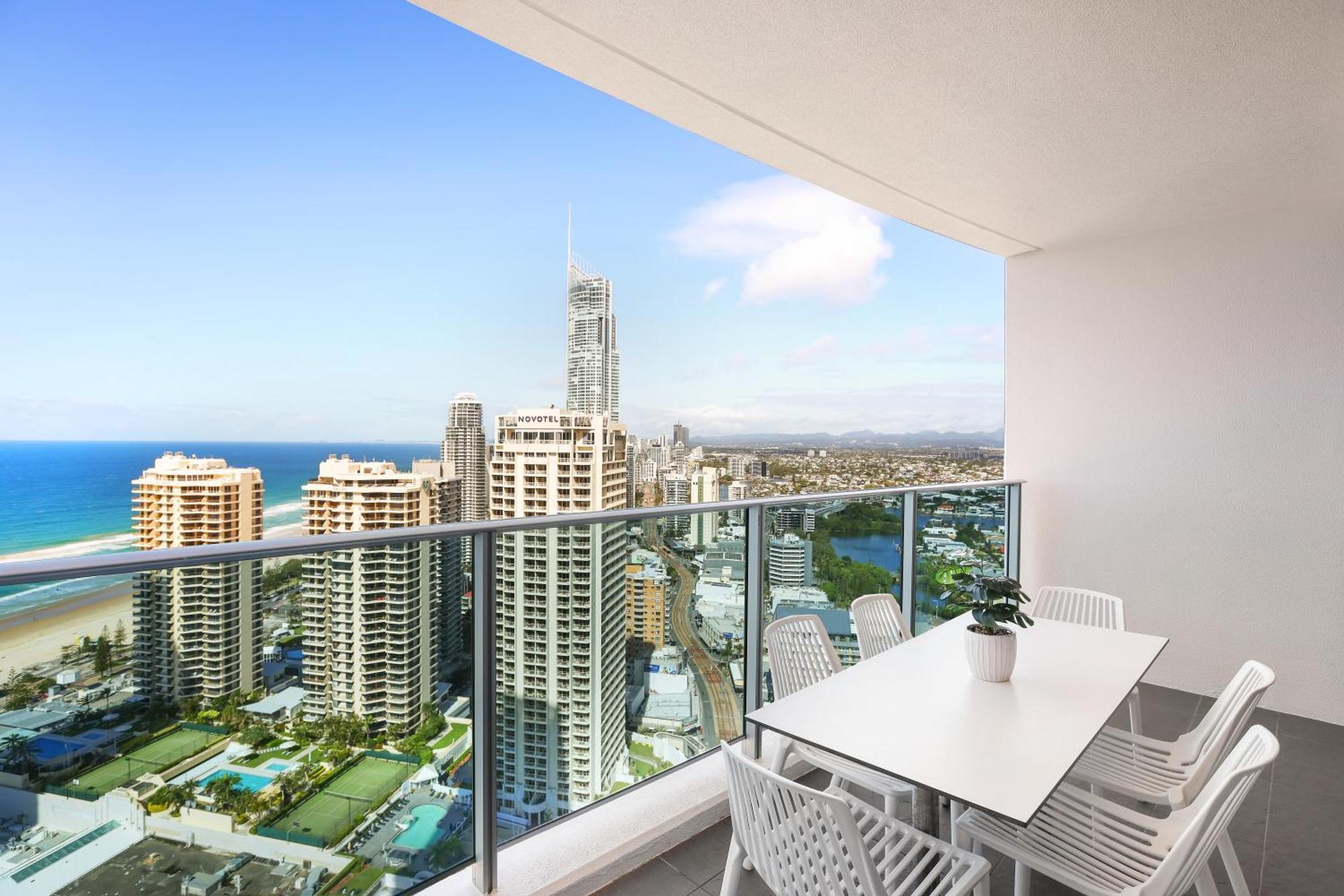 Number 1 H Residences - Wifi, Parking & More By Gold Coast Holidays Eksteriør bilde